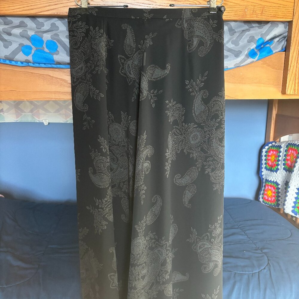 Liz Claiborne Black Paisley Skirt